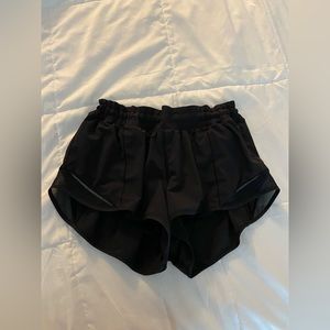 Black Lululemon Hotty Hots